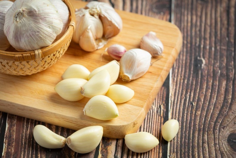 Eat garlic to Raise HDL Cholesterol in Hindi