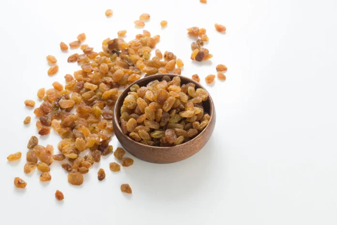 Soaked Raisins in hindi